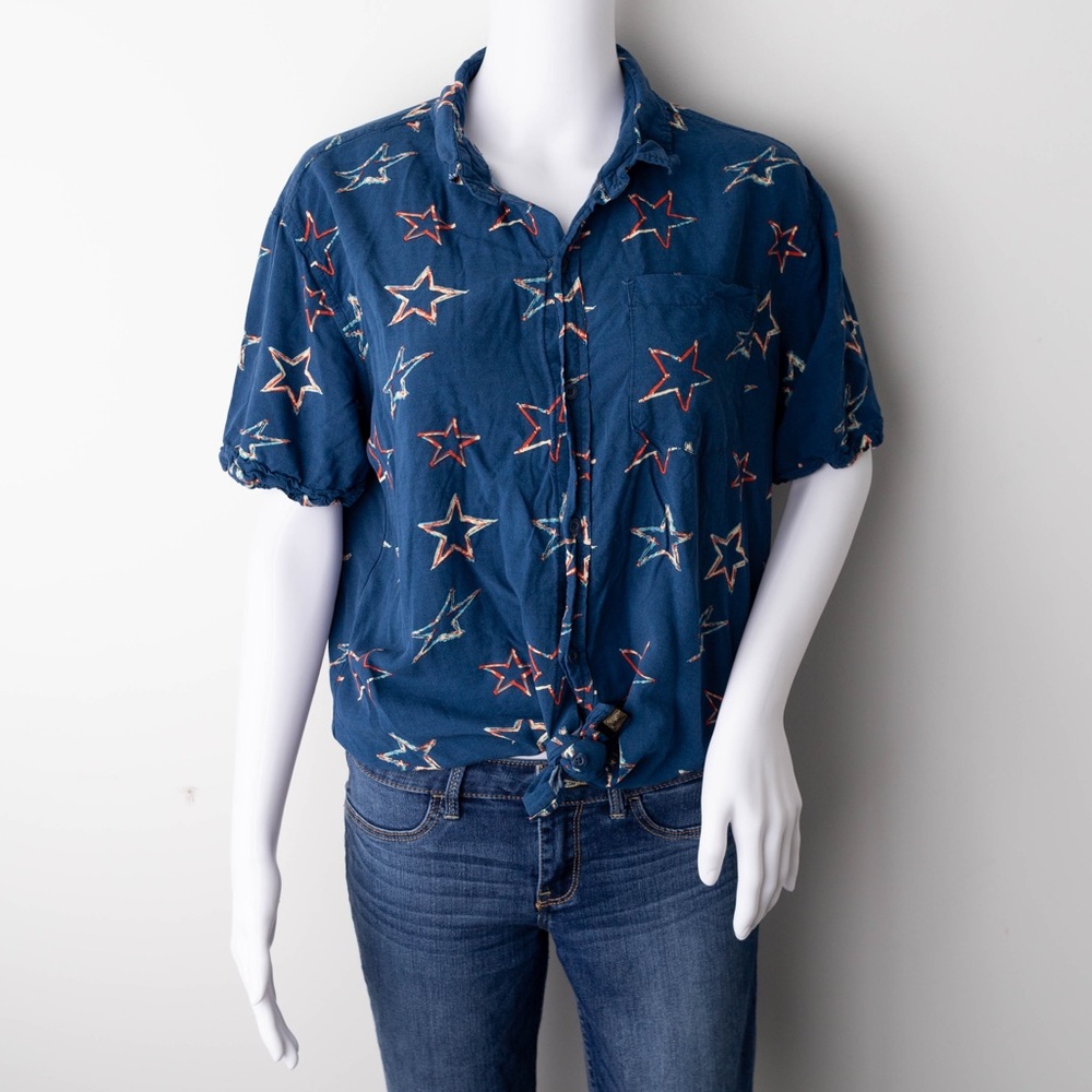 LulaRoe | Patriotic Button Up